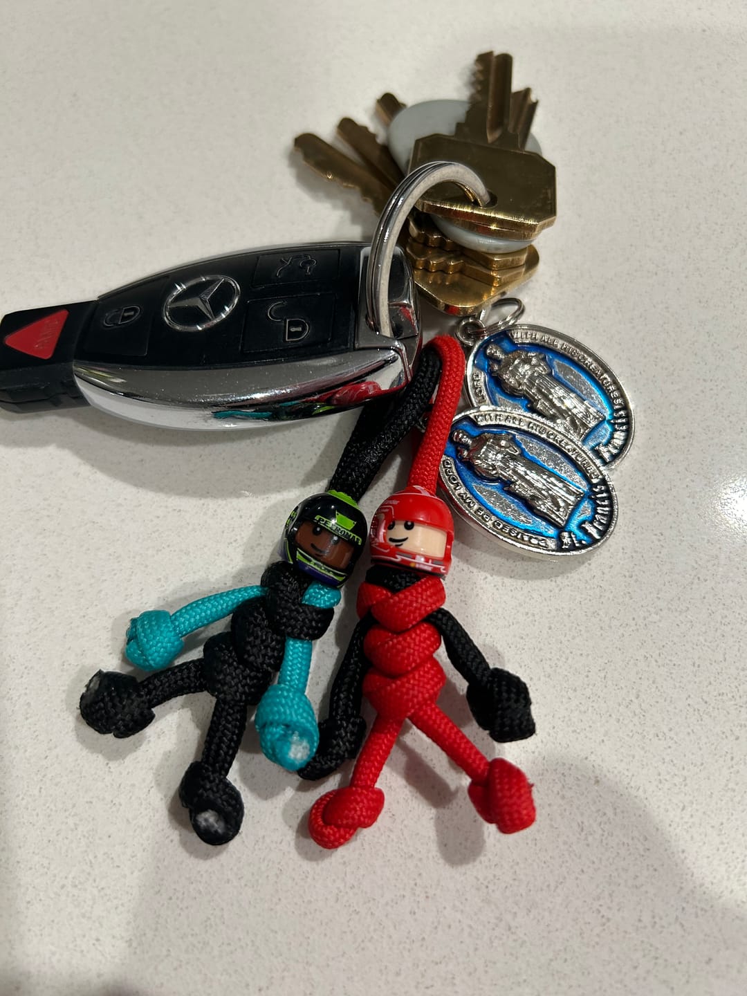 Customer photo review of Darth Vader Paracord Buddy Keychain