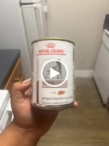 Customer video review of Royal Canin Veterinary Diet - Hepatic Canned Dog Food