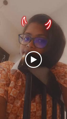 Customer video review of Plaid Petals
