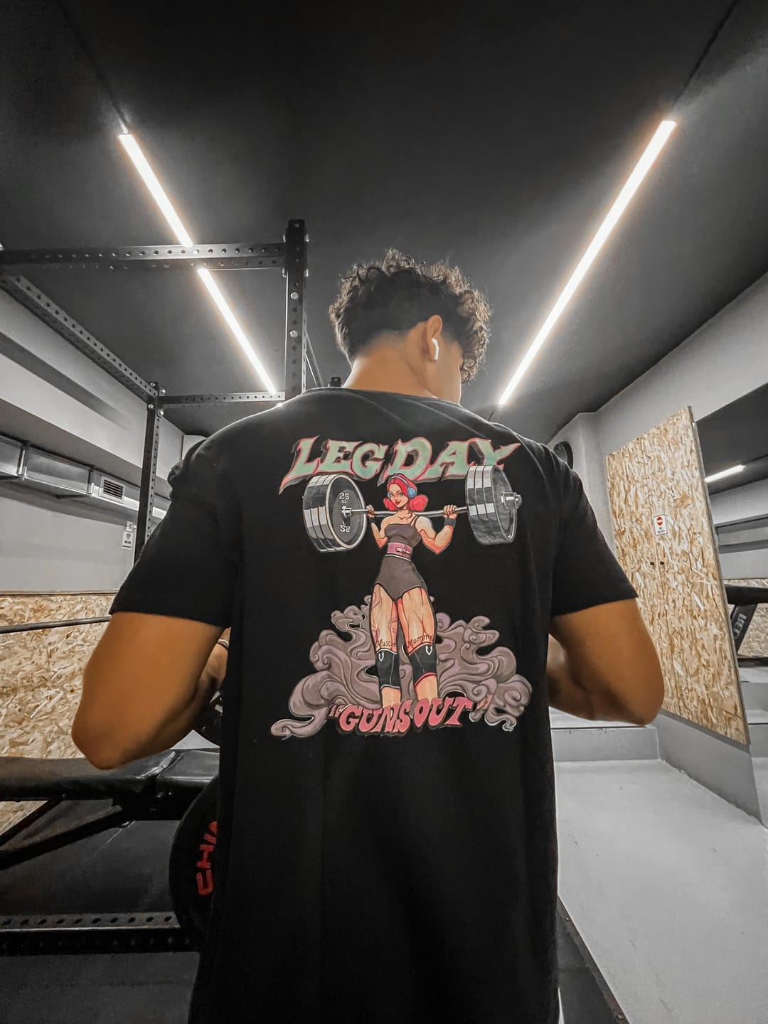 Customer photo review of Leg Day Graphic Classic Fit T-Shirt