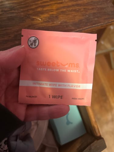 Customer photo review of Cherry Flavored Wipes