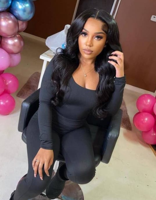Customer photo review of Wavymy HD Lace Wear Go Wigs Dome Cap Glueless 4x6 Lace Closure Wig  Body Wave 180% Denisity