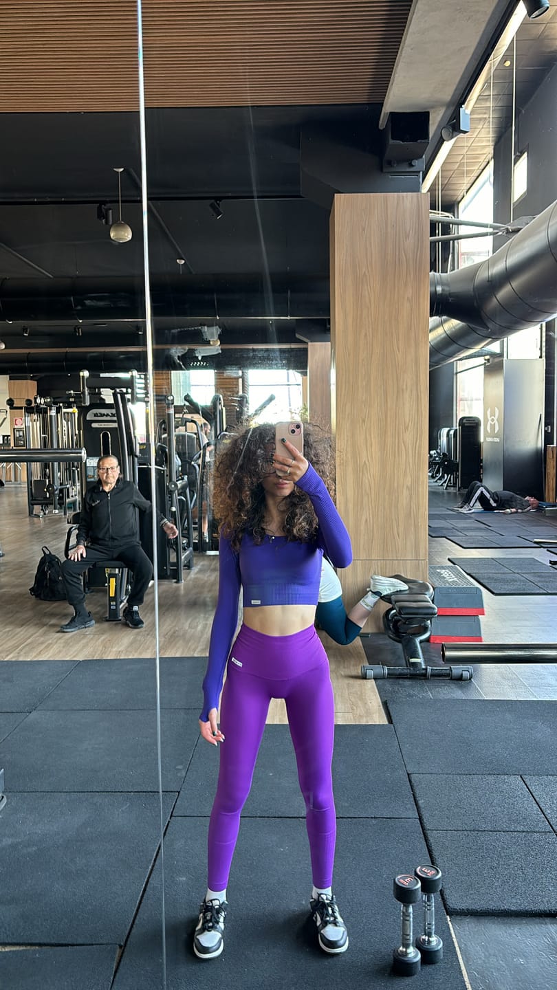 Customer photo review of Leggings All-Up Violet