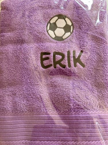 Customer photo review of Personalisiertes Kinder Handtuch mit Namen und Motiv bestickt