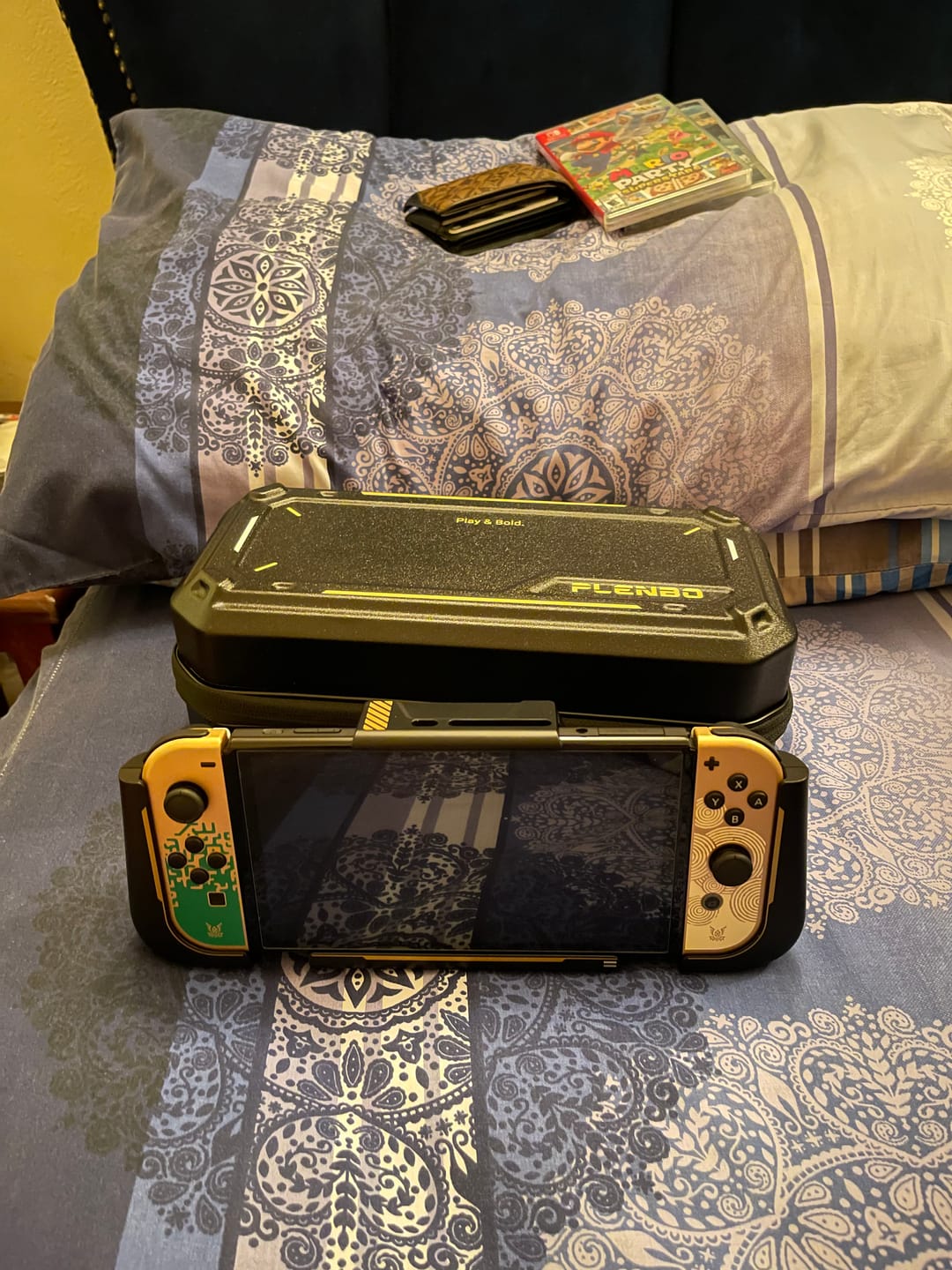 Customer photo review of Plenbo G-case - All-in-1 Gaming Case for Switch & OLED