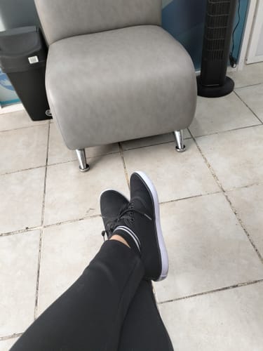 Customer photo review of Tenis Beverly