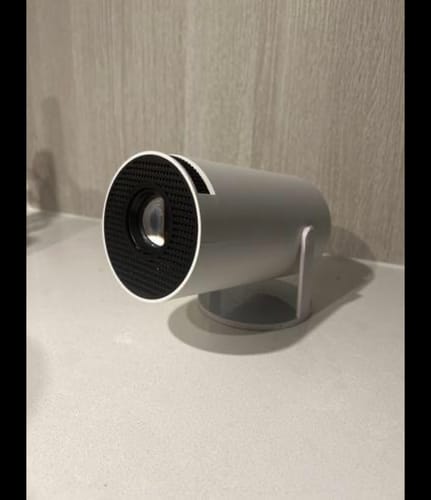 Customer photo review of MovieHub™ Ultra HD Projector + FREE Projector Screen