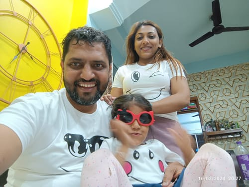 Customer photo review of Smile Family Matching Tshirts for Family