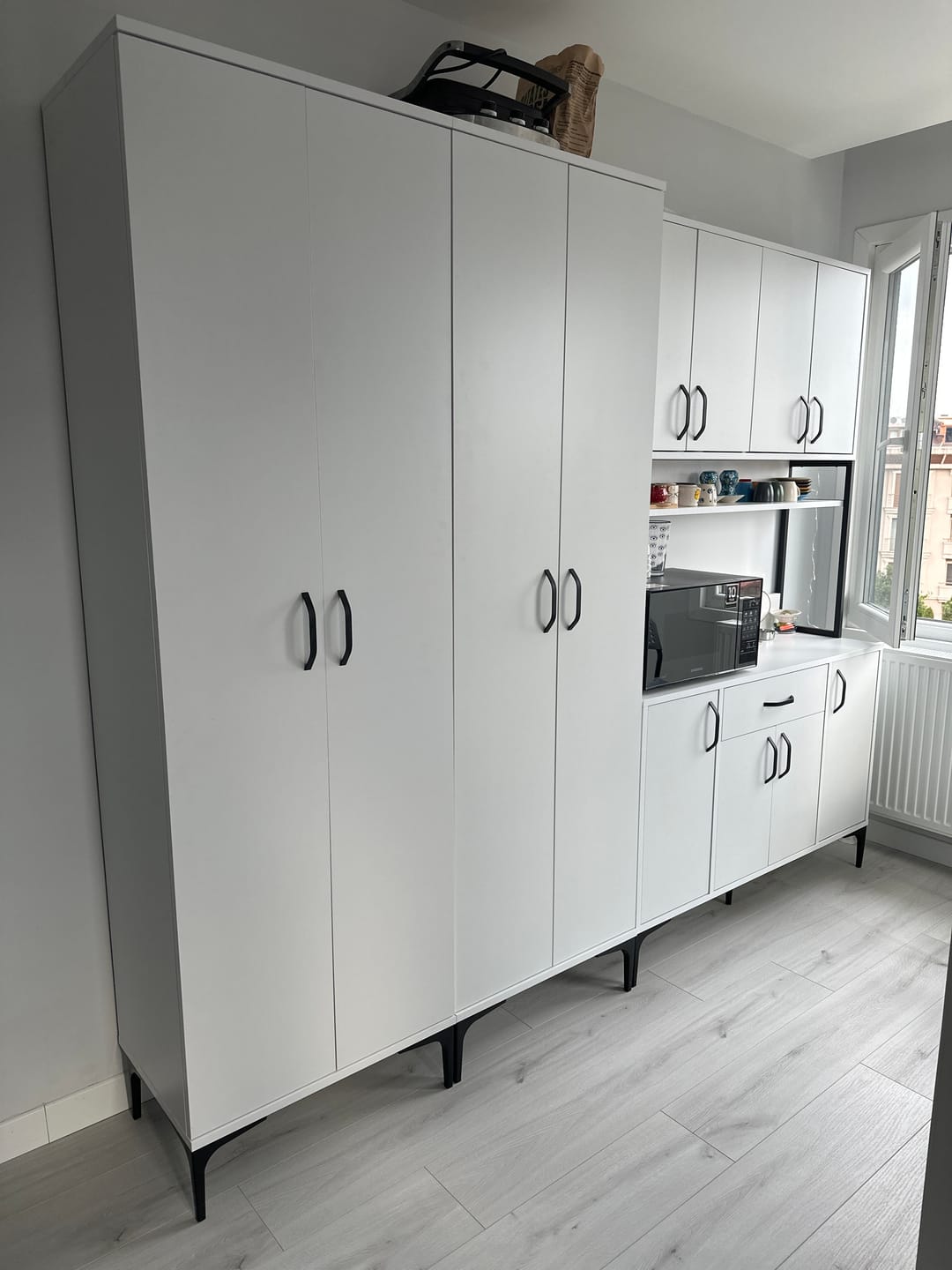 Customer photo review of Rani JE110 Çok Amaçlı Dolap 2 Kapaklı 5 Raflı Banyo Kiler Mutfak Dolabı Beyaz