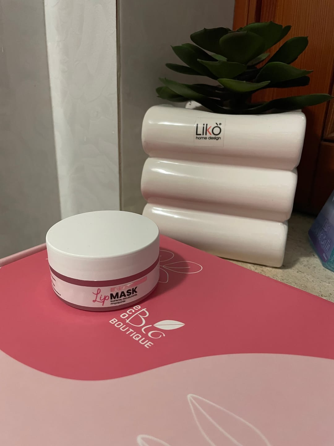Customer photo review of Ultra Lip Mask