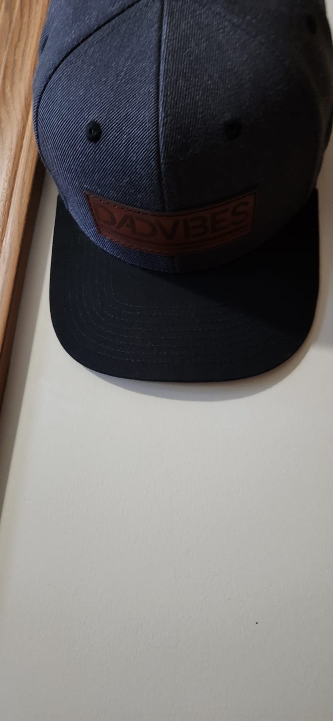 Customer photo review of DadVibes Classic - Snapback (Charcoal/Black Bill)