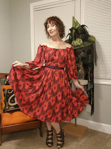 Customer photo review of BACKLOT NON DAMAGED - IT: CHAPTER 2™ Pennywise Cottage Dress