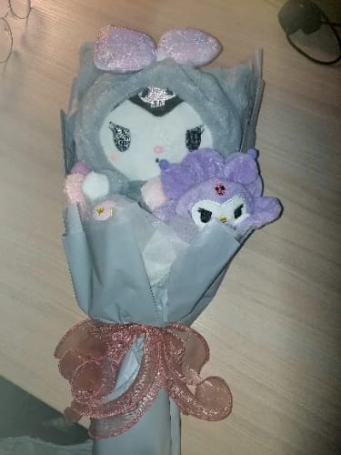 Customer photo review of Kuromi Dolly Plush Bouquet