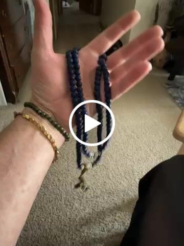 Customer video review of Lapis Lazuli Third Eye Mala