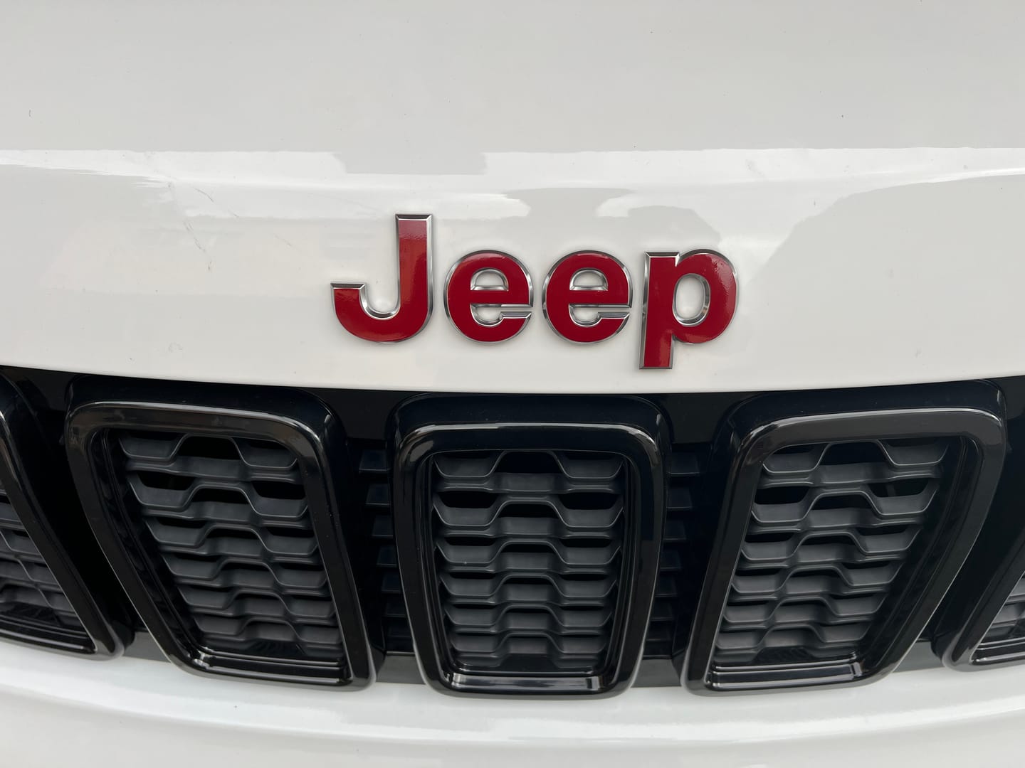 Customer photo review of Jeep Emblem Overlay Decals – Solid Colors | Fits Grand Cherokee, Grand Cherokee L