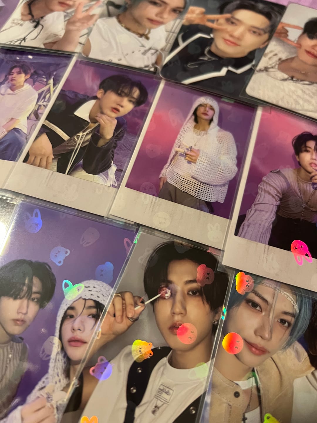 Customer photo review of PREMIUM HOLOGRAPHIC PHOTOCARD SLEEVES - SKZOO VERSION