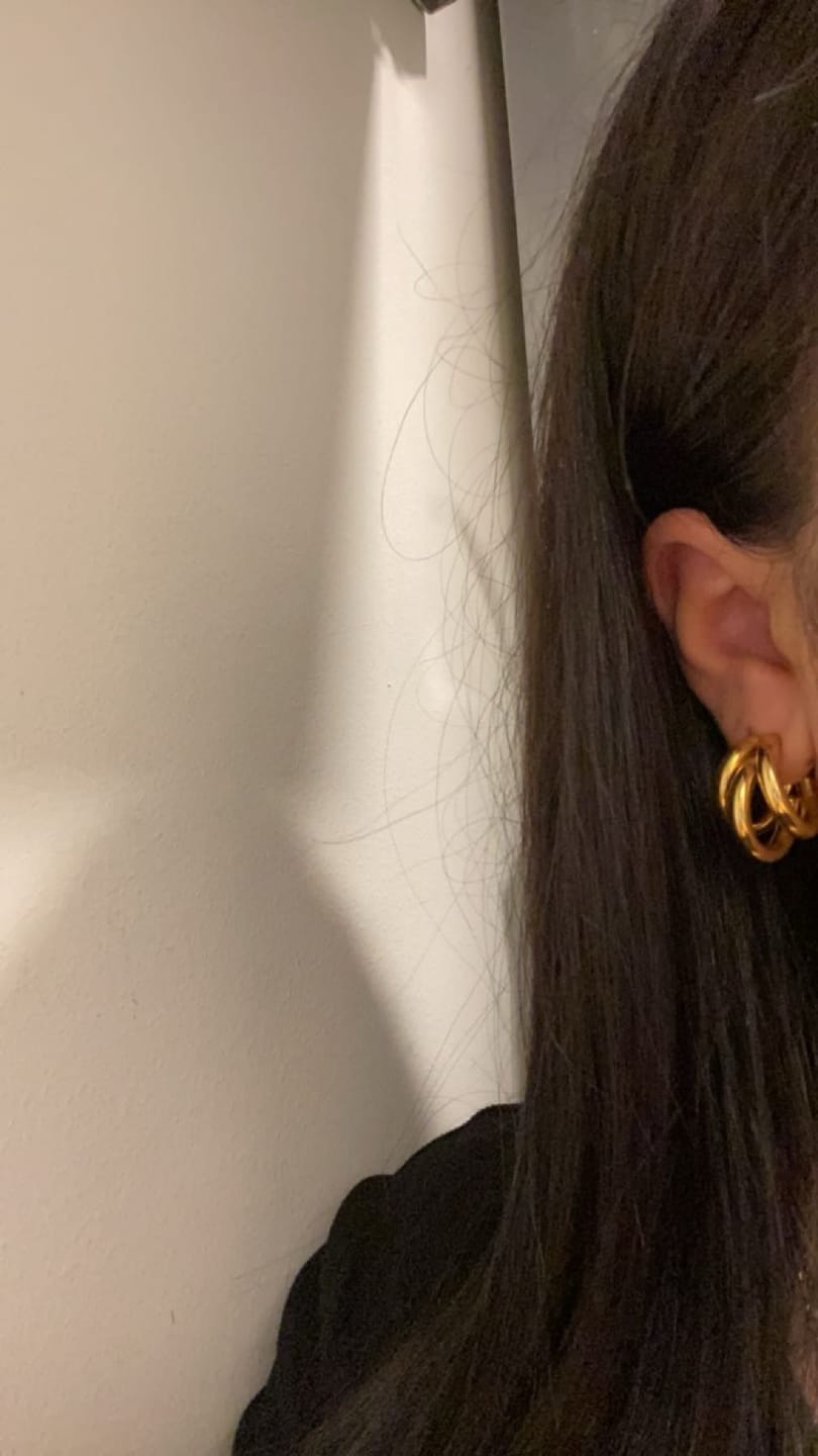 Customer photo review of Triple Ohrstecker | 18K vergoldet