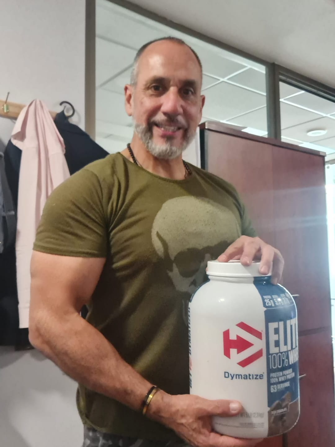 Customer photo review of Dymatize Elite 100% Whey Proteina 5 Lb