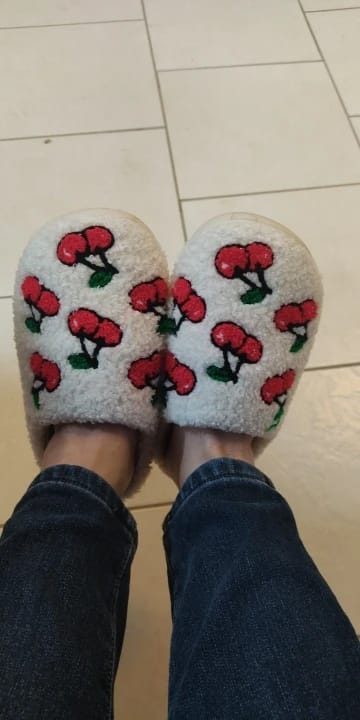 Customer photo review of Fruits Slides Slippers