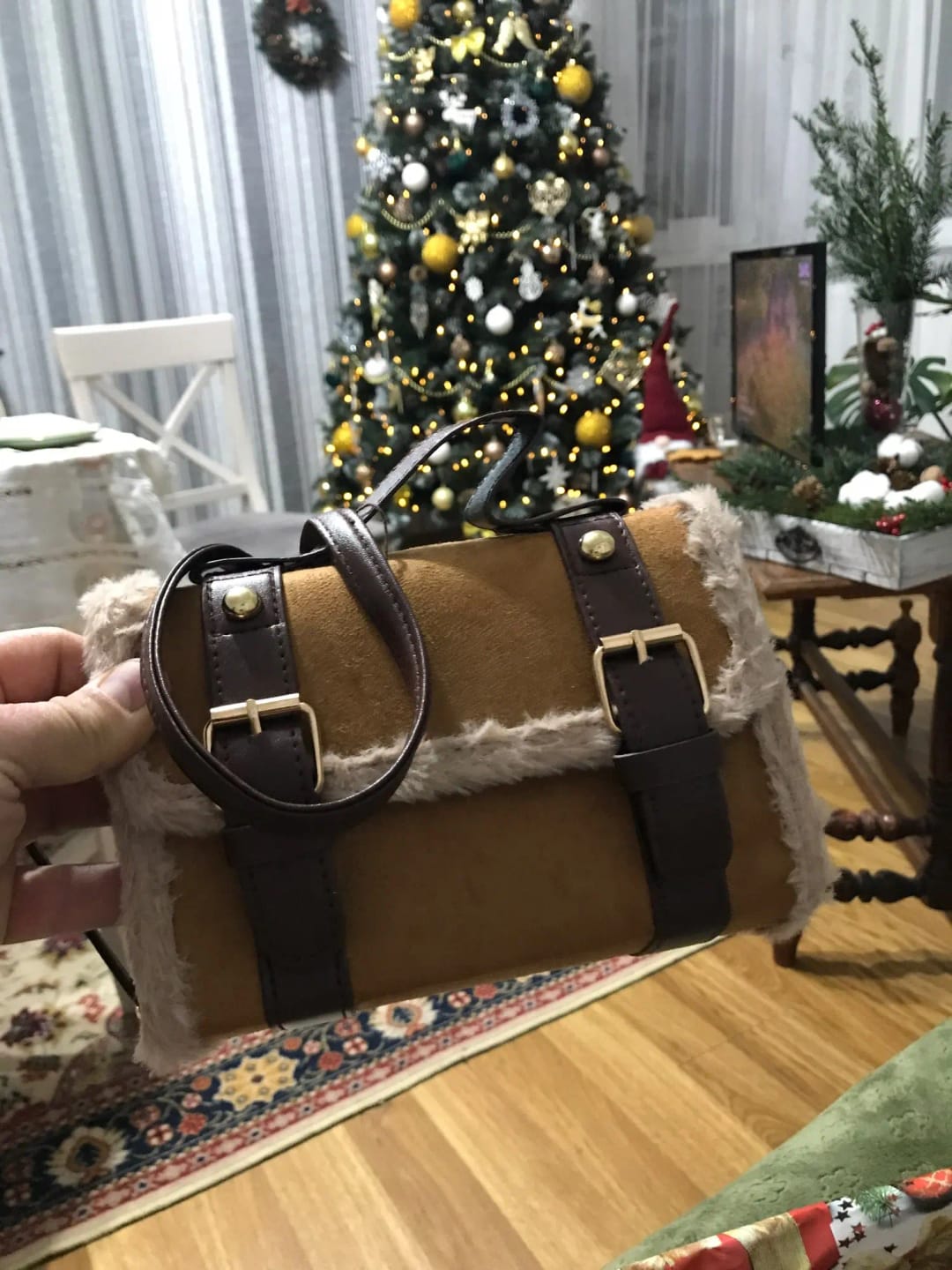 Customer photo review of Nordic Crossbody Bag