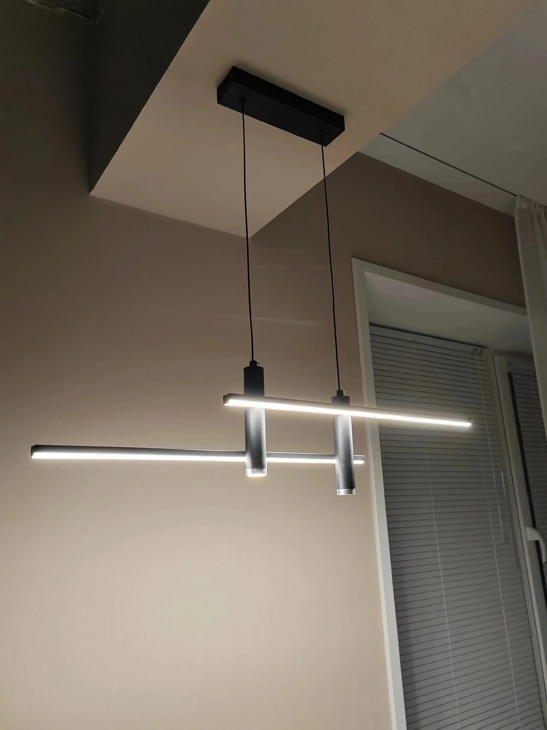 Customer photo review of WOMO Spotlight Linear Pendant Light-WM2037
