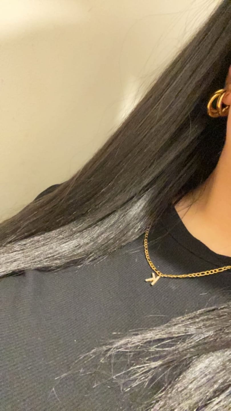 Customer photo review of Classic Letter Halskette | 18K vergoldet