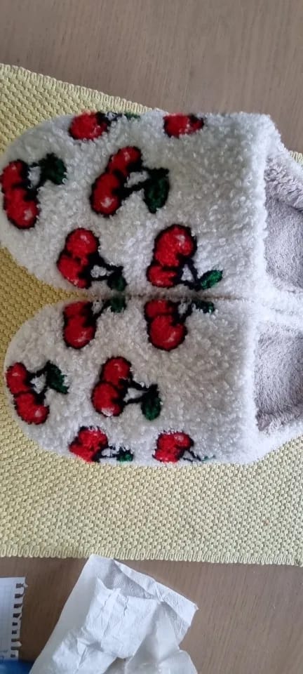 Customer photo review of Fruits Slides Slippers