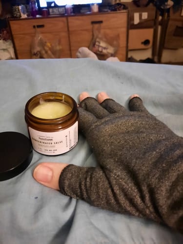 Customer photo review of Concentrated Salve - Allergy, Wound and Muscle Relief