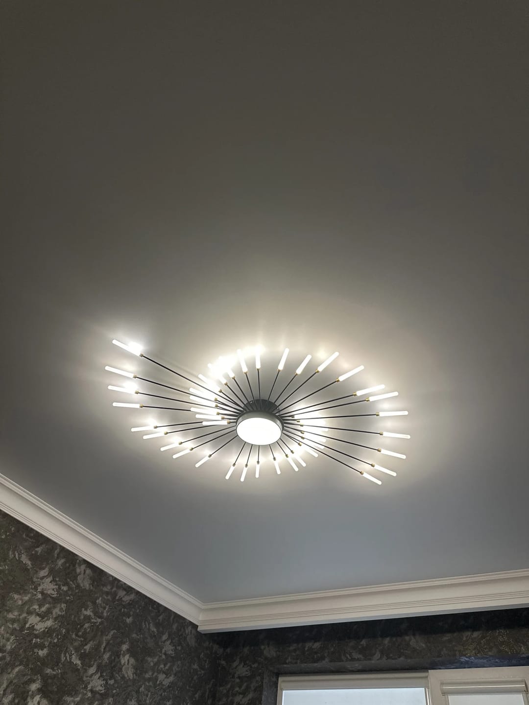 Customer photo review of WOMO Firework Sunburst Flush Mount Ceiling Light-WM1001
