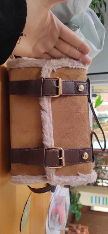 Customer photo review of Nordic Crossbody Bag