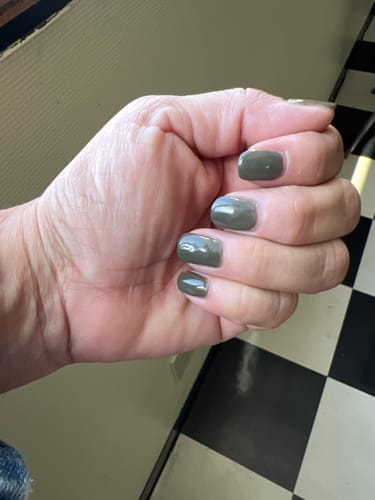 Customer photo review of D413 Wicked Green Crème Dip Powder