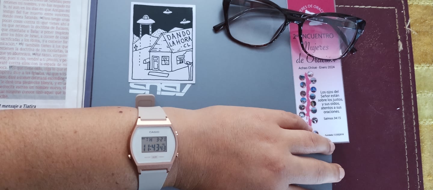 Customer photo review of Reloj Casio Vintage LW-204-4ADF Rosado Digital