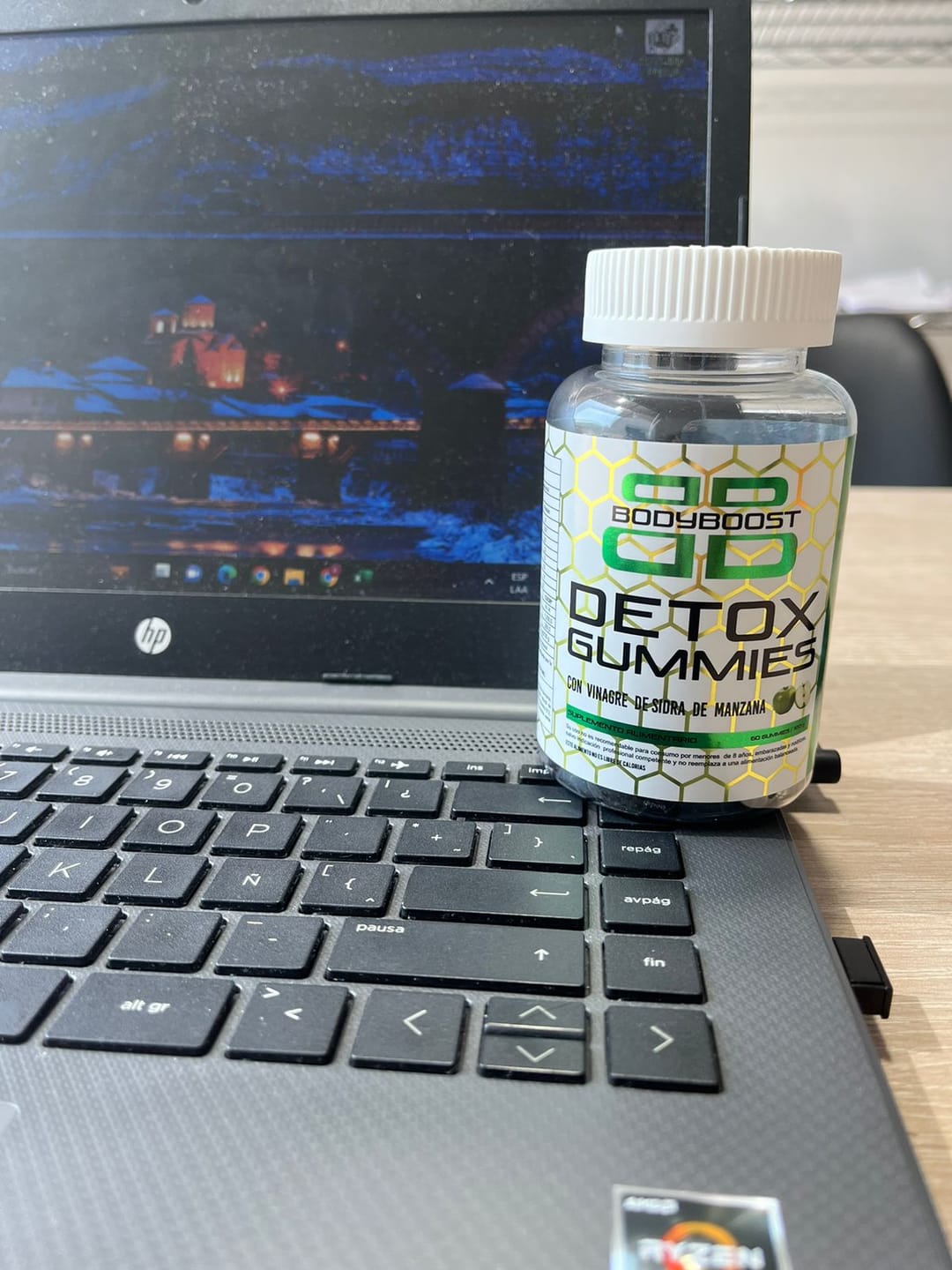 Customer photo review of Gomitas de Vinage de Manzana