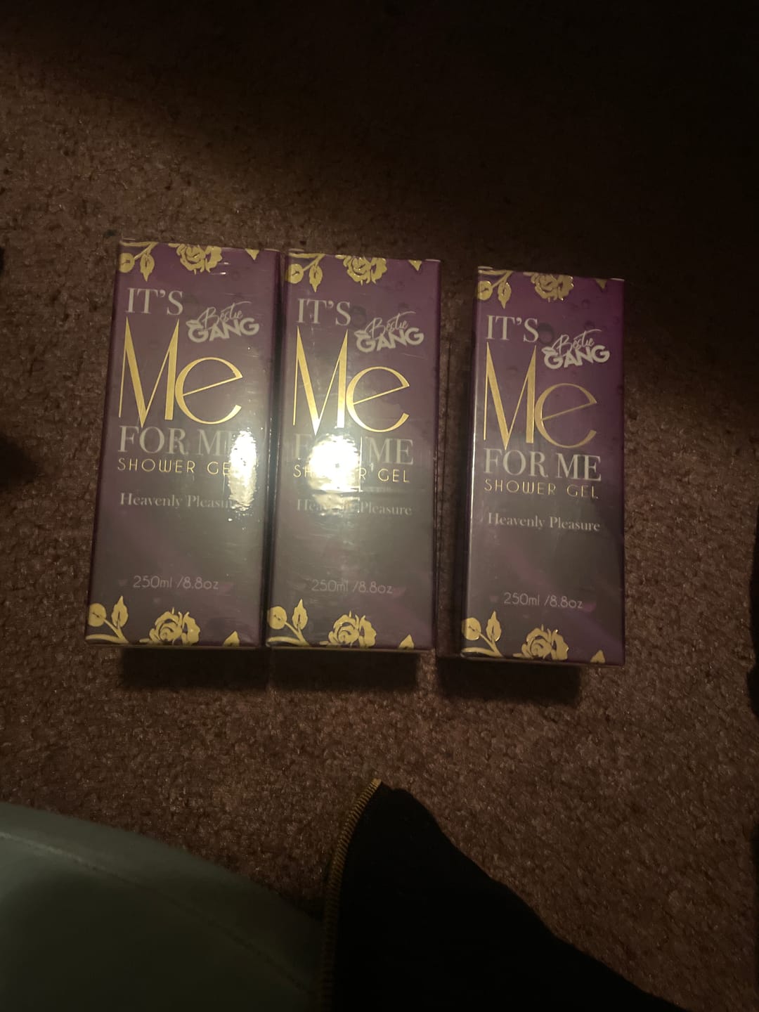 Customer photo review of 1 “24 & More” Shower Gel