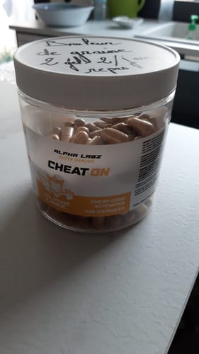 Customer photo review of Alpha Labz - Cheat On - Brûleur de Graisse Révolutionnaire