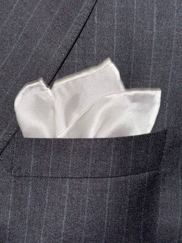 Customer photo review of Pochette in seta tinta unita