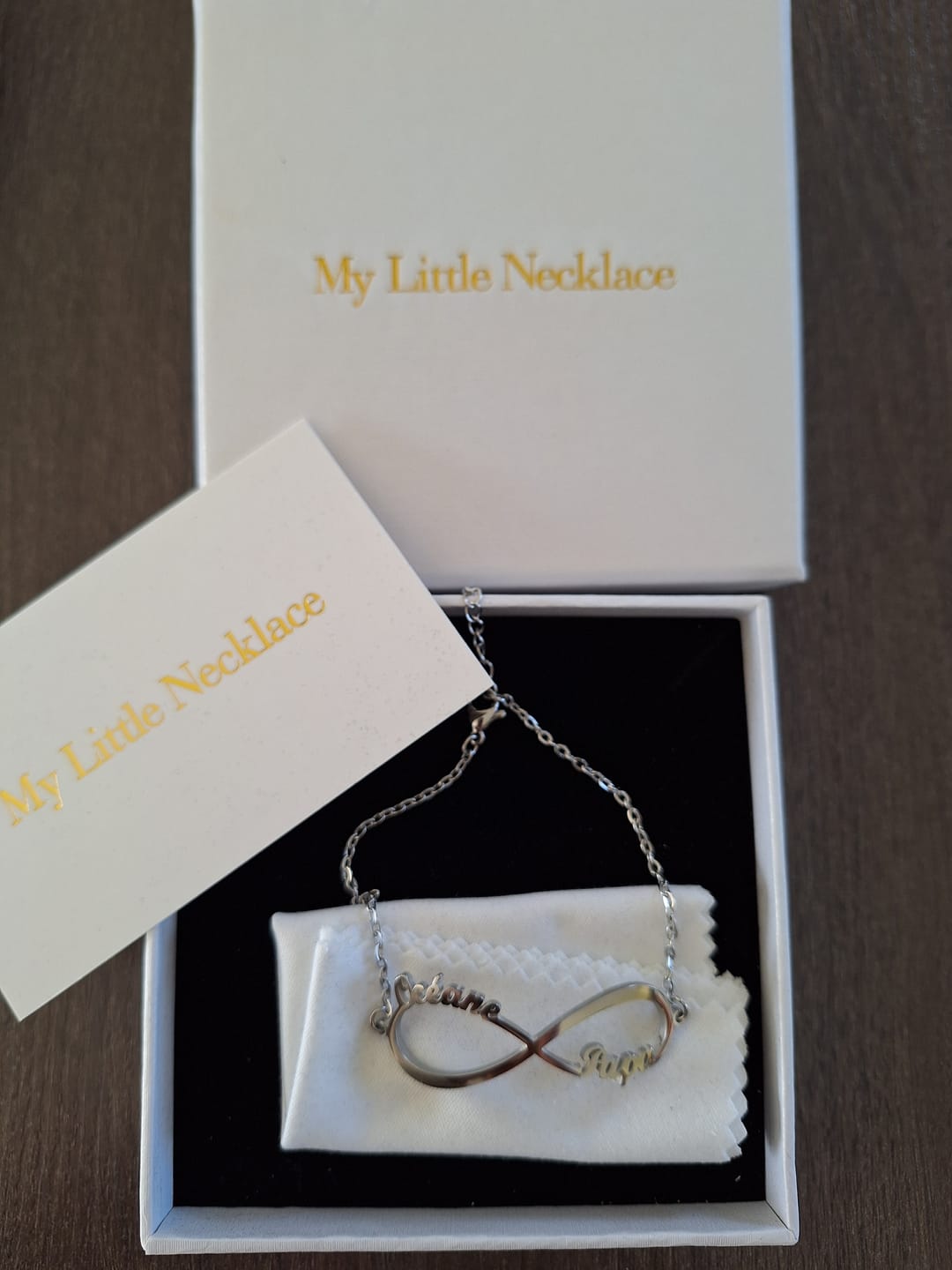 Customer photo review of Bracelet Infini