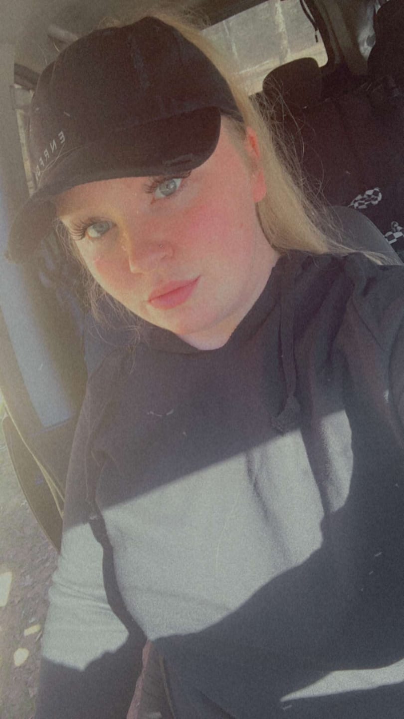 Customer photo review of Ladies Premium Black-Out Bundle
