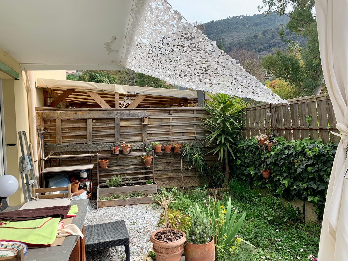 Customer photo review of Filet de camouflage triangulaire blanc