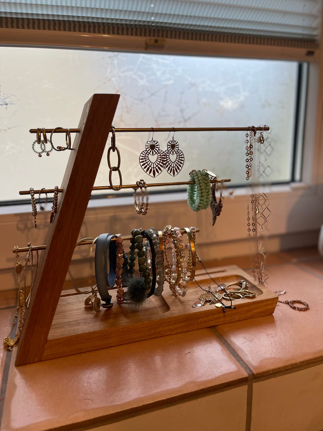 Customer photo review of Schmuckständer – Ada