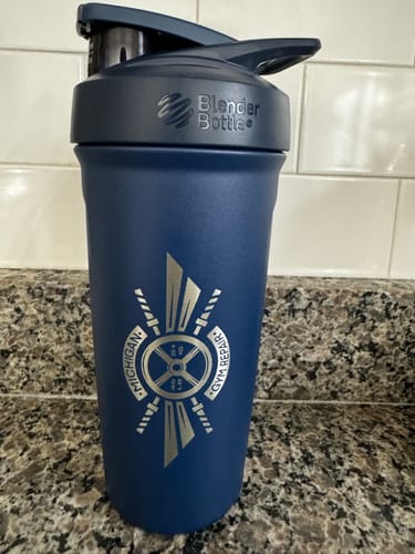Customer photo review of Strada | 24 oz Protein Shaker Bottle