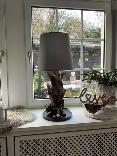 Customer photo review of Wurzelholz Tischlampe IKAL Höhe 82 cm inkl. Lampenschirm