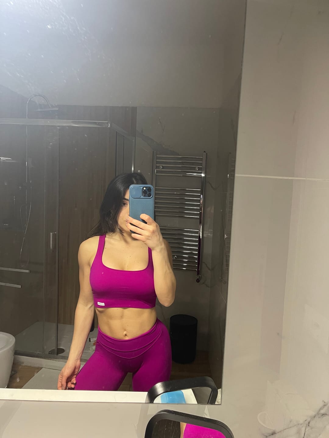 Customer photo review of Leggings All-Up Purple