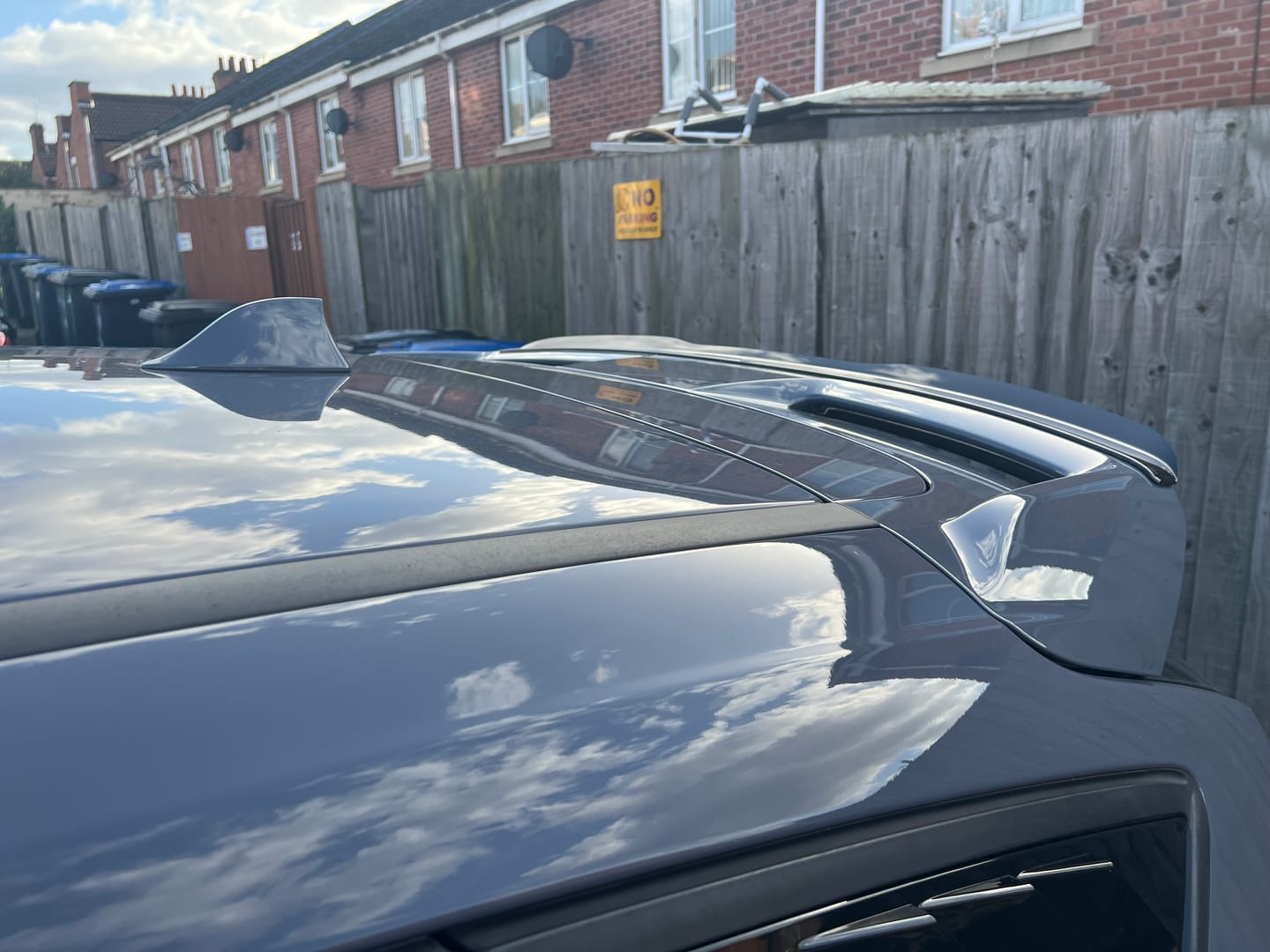 Customer photo review of 'Shark Fin' Aerial (Painted) - Mk3/3.5 Ford Focus / Mk8 Ford Fiesta