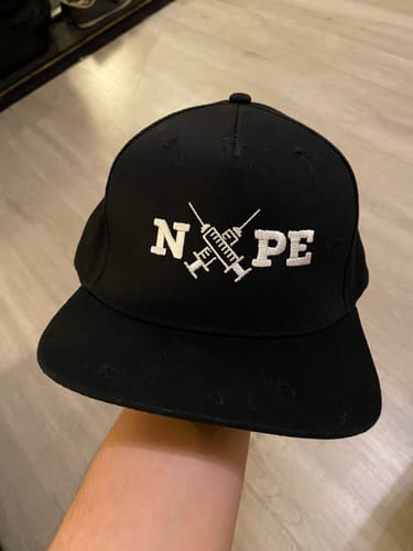 Customer photo review of SNAPBACK • NOPE // EDLER STICK