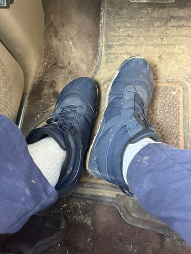 Customer photo review of Vindra Flex - Non-slip & Universal Winter Barefoot Shoe (Water-resistant)