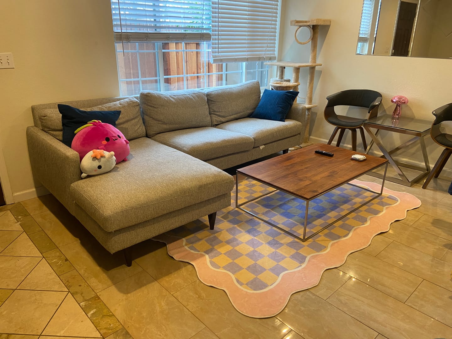 Customer photo review of Mellow Pastel Rug