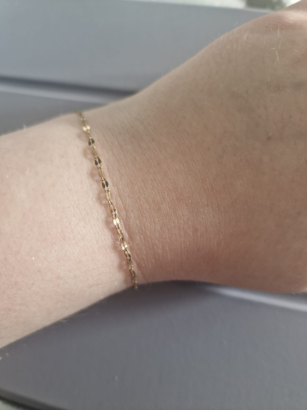 Customer photo review of Single Dainty Bracelet