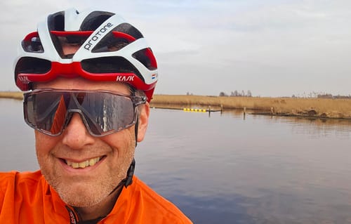 Customer photo review of Kapvoe X76 Sports Sunglasses