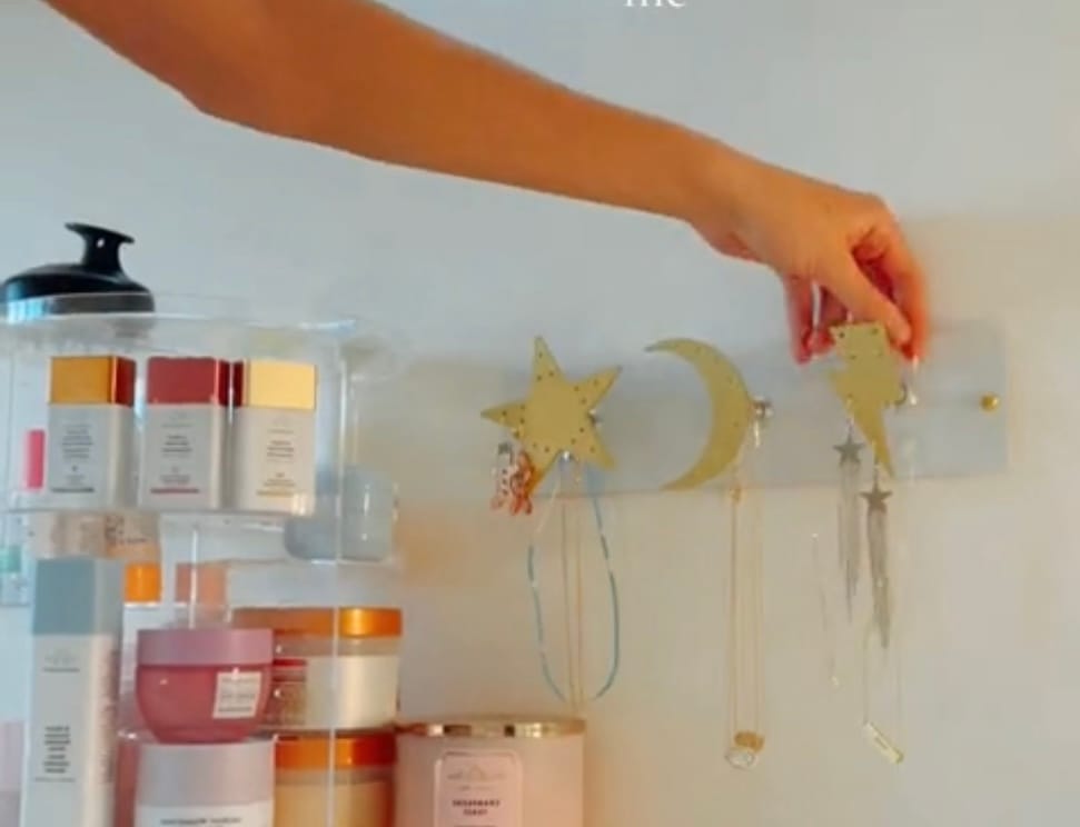 Customer photo review of CK Organizers Magnetic Jewelry Organizer Wall Mount | Jewelry Organizer and Storage | Teenager Girl Gifts | Dorm Organization and Storage
